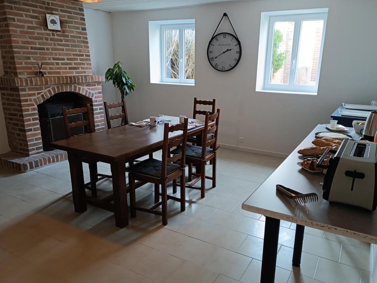 A L'Ombre Des Bois, Chambre Double Confort Neung-sur-Beuvron Buitenkant foto